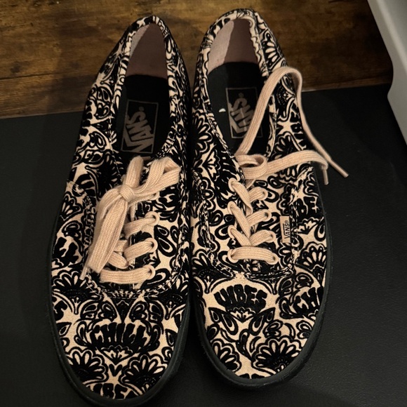 Vans Shoes - Vans Authentic Platform 2.0 sneakers with a black and pink floral print.